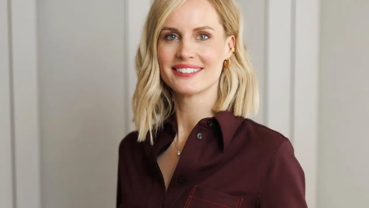 Janna Ensthaler Net Worth 2026